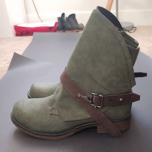 Patizia Leata Olive Green Booties Womens 6